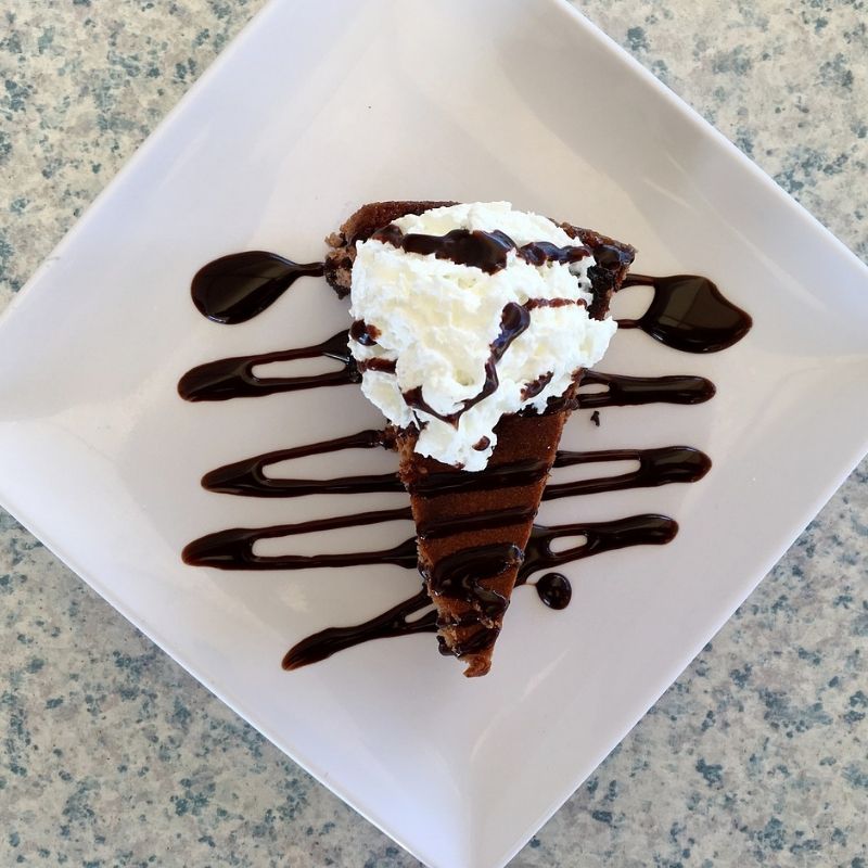Because you don't live near a bakery, doesn't mean you have to go without cheesecake.- Hedy Lamarr. But you have us near you, and we have cheesecake :P . #romas #Italian #pizza #pasta #foodie #food #Instafood #foodgasm #romasthecolony #thecolonytx #texas