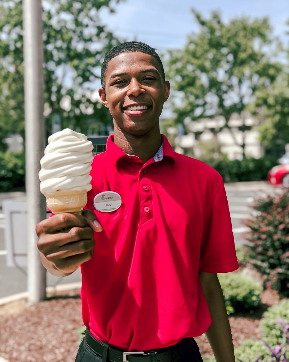 ResearchCFA's tweet image. Make your Monday a little sweeter with our Icedream®. 🍦
#ChickfilAResearchTriangle #IceDream #ChickfilA