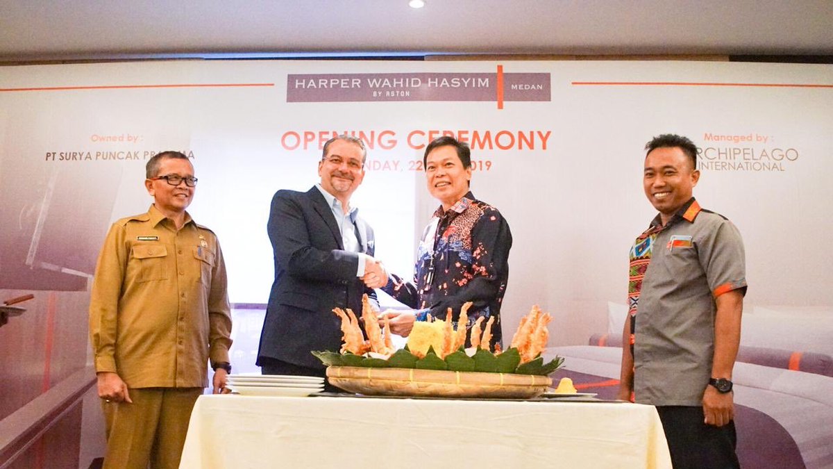 HarperHotels's tweet photo. Introducing #HarperMedan: opening today. 

Be among the first to experience it with their opening offer.Visit @harpermedan for more details.

#harperhotels #medan #hotels #newhotel #indonesia #archipelagointernational #exploreMedan https://t.co/JOKyEovJVc