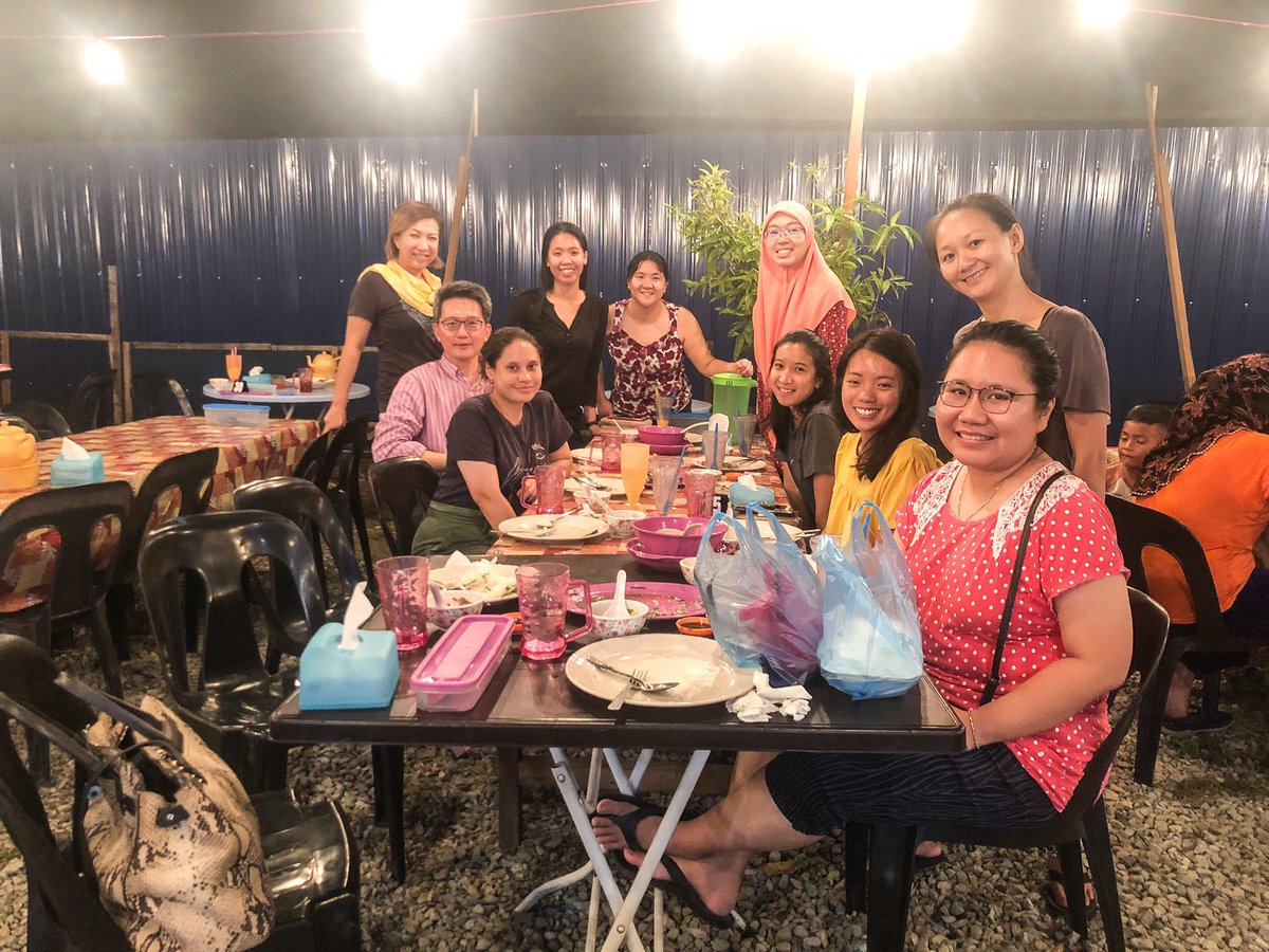 SeeMengLeong's tweet photo. Expectations abound as I shall be a teaching English and Financial Literacy alongside these wonderful people tomorrow  @TeachForMsia @CagamasOfficial #cagamascsr https://t.co/pQkyD3HSx7
