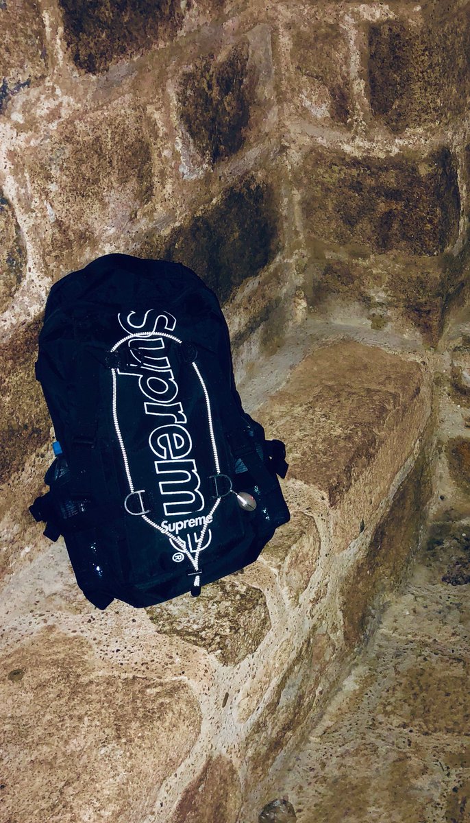 Atron_of_A's tweet photo. Having a #SUPREME day at #montsaintmichel 😜 https://t.co/ytZSLDY2gj