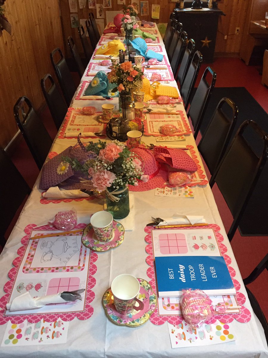 MissAlexisBrink's tweet photo. Tea Party fun at Josie’s Restaurant in Coalport Pa! What a great time with wonderful hospitality for my Girl Scouts and their female role models 💕💕 https://t.co/hdNfnjAact