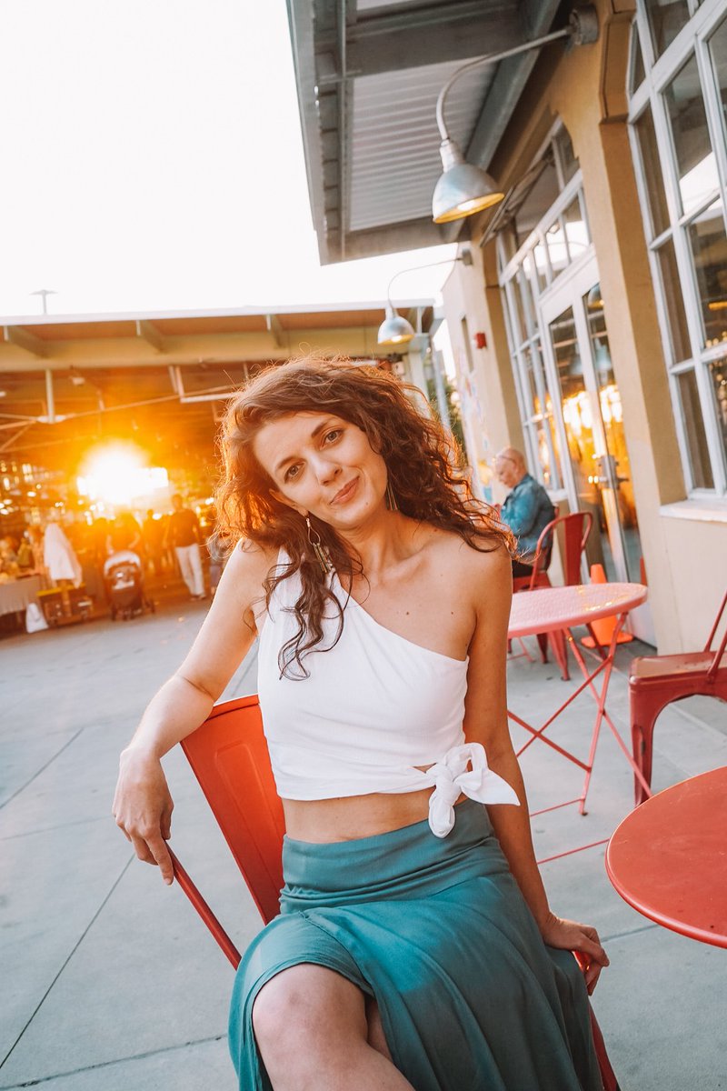 Episode 045 with food and travel writer <a href="/StephForrer/">Stephanie Forrer</a> is live! Listen to how her work has evolved and where she's eating in Seattle! 

anchor.fm/seattle-foodie…