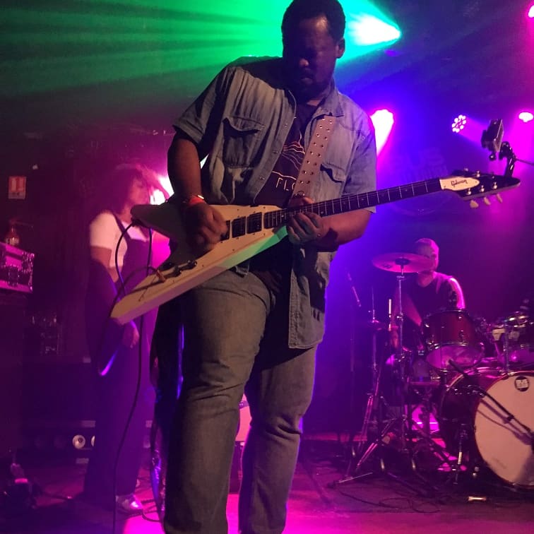 Shelterside (@sheltersideband) on Twitter photo 📸 Moments choisis de notre passage au <a href="/BusPalladiumoff/">Le Bus Palladium</a> pour la #fetedelamusique2019, une scène mythique pour clôturer une saison de dingue !! À très vite !
#seeyousoon #rockband #shelterside #weareshelterside #buspalladium #paris #music #frenchrock #guitar #groupe #photography 📸 Moments choisis de notre passage au <a href="/BusPalladiumoff/">Le Bus Palladium</a> pour la #fetedelamusique2019, une scène mythique pour clôturer une saison de dingue !! À très vite !
#seeyousoon #rockband #shelterside #weareshelterside #buspalladium #paris #music #frenchrock #guitar #groupe #photography