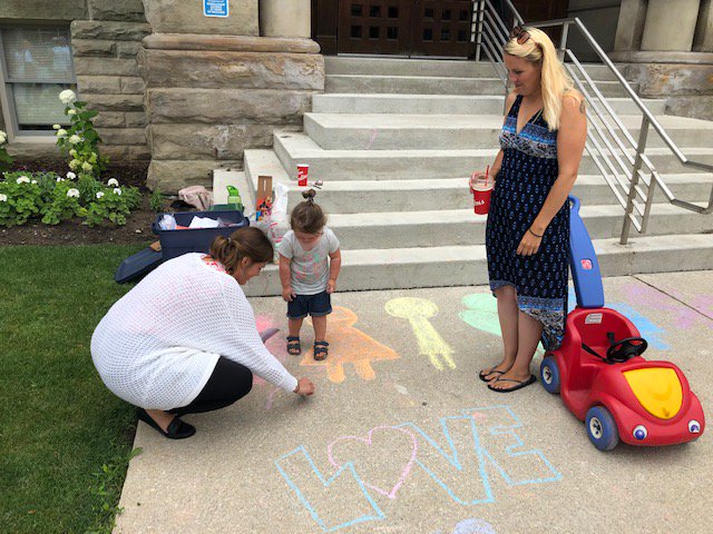 karen_vecchio's tweet photo. Proud to support St. Thomas- Elgin's Pride Flag Raising this morning in St. Thomas with numerous community members. Happy Pride St. Thomas- Elgin. Equality for All! 
#EML https://t.co/IVvgpRDuoX