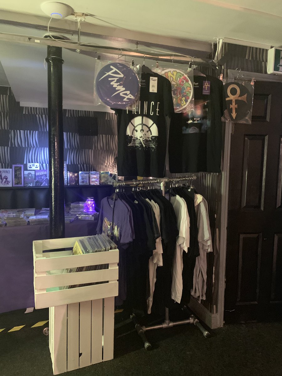 GlamSlamEscape's tweet photo. Just wanted to thank all of the beautiful purple people that attended the Birmingham #Prince Party at the weekend, it was lovely to meet so many of you and put faces to names. We hope you enjoyed yourselves as much as we did! Keep Bustin! ๐ฆ๐ #Prince4Ever #Batman30 #PrinceParty https://t.co/QcarNxcfTq