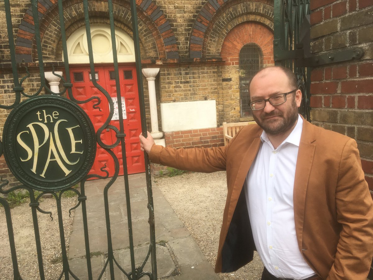 BIG NEWS BIG NEWS!

The brilliant <a href="/mikewritesabit/">Mike Carter</a> is joining the team as literary manager! #Playwright and founder of <a href="/LDN_playwriting/">LDN Playwriting Lab</a> Mike is coming on board to continue to grow the Space into an exciting #newwriting venue. 

Find out more > bit.ly/2Od1ut5 #playwriting