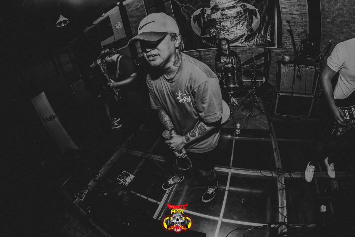 FCpoppunk's tweet photo. Thank you so much @finitefam.  #FiniteFest2019 
📸 Deck Cortez https://t.co/g77B8NhYlq