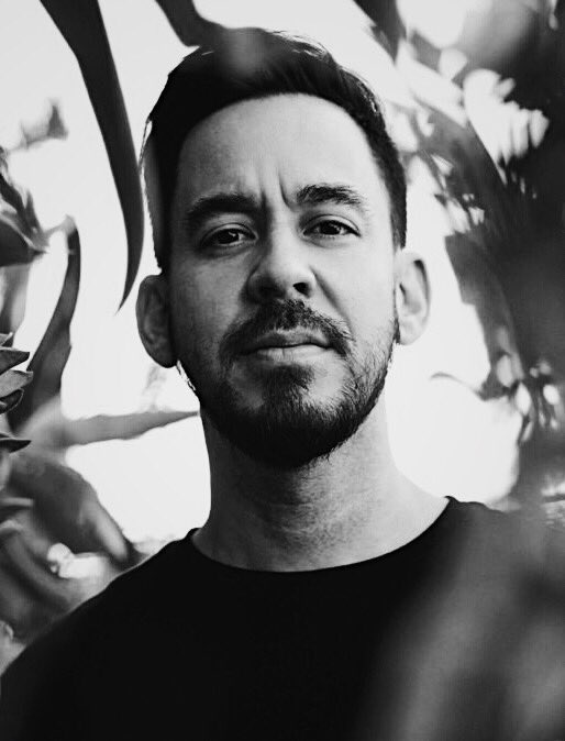 ShinodaHands's tweet photo. Mike❤️ https://t.co/980bac5Lg3