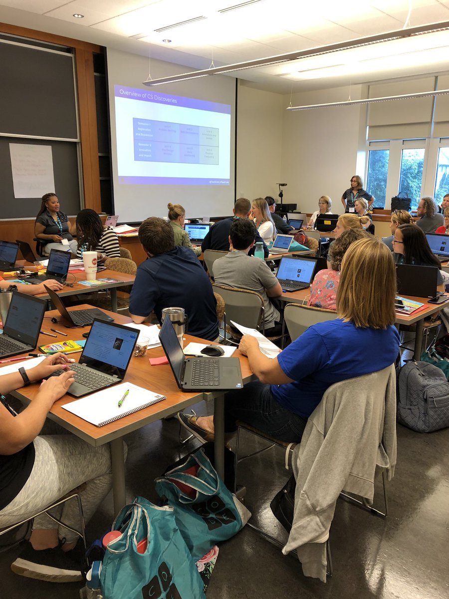 GmathMomma's tweet image. Excited to have CS educators on campus for a week of @codeorg CS Discoveries and CS Principles training! @TeachCode @wustlisp #codeMOre