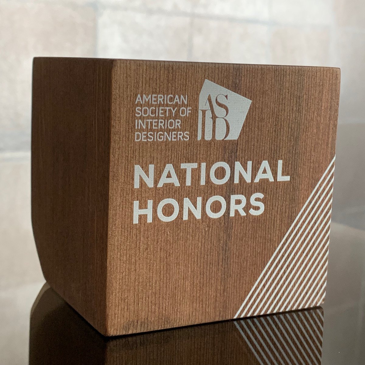 lefroybrooksusa's tweet photo. Thank you @asid for this recognition. We are deeply honored. It has been our privilege and pleasure to serve this great organization.
#asid #asidhq #asidnymetro #asidawards #nationalmeritaward #exp2019 #designimpactslives #lefroybrooks https://t.co/HvbY4aXxqQ
