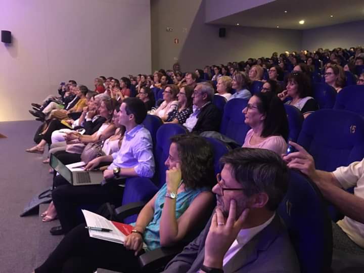 Pactoreditora's tweet photo. A PACTOR esteve presente no 3º Encontro Projeto COOPERA, onde teve lugar a apresentação do livro Cooperar Para o Sucesso com Autonomia e Flexibilidade Curricular, de Sónia Moreira.

Agradecemos a todos os que estiveram presentes neste evento!

#flexibilidadecurricular #coopera https://t.co/kyjy2jJsJR