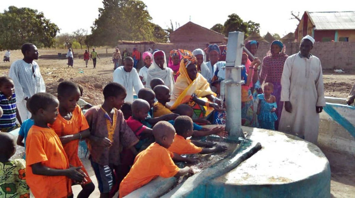 Water Charity tweet media