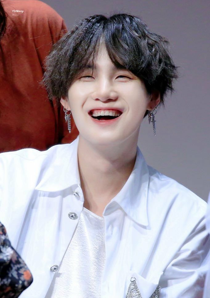 tes1to's tweet photo. Abro hilo de la ultima foto que guardaron de Yoongi https://t.co/0a1cIWP1VF