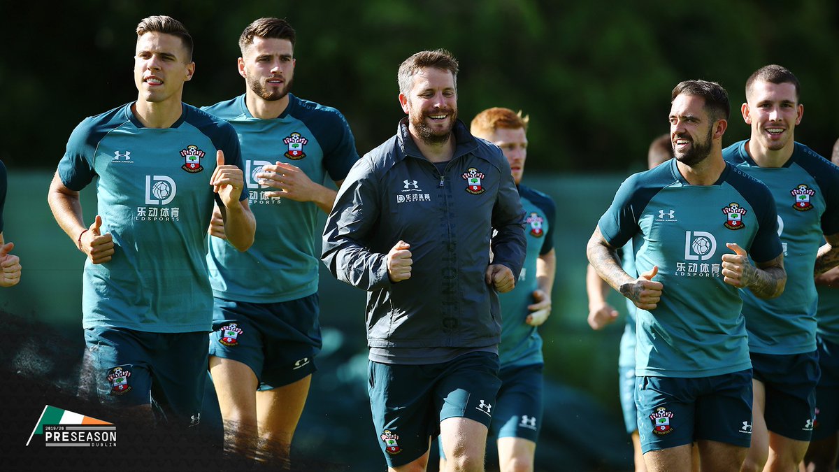 SouthamptonFC's tweet photo. Straight down to business in Dublin! 🇮🇪 #saintsfc 

👉 https://t.co/wzId4vNZsW 👈 https://t.co/YpEHQMi8mn