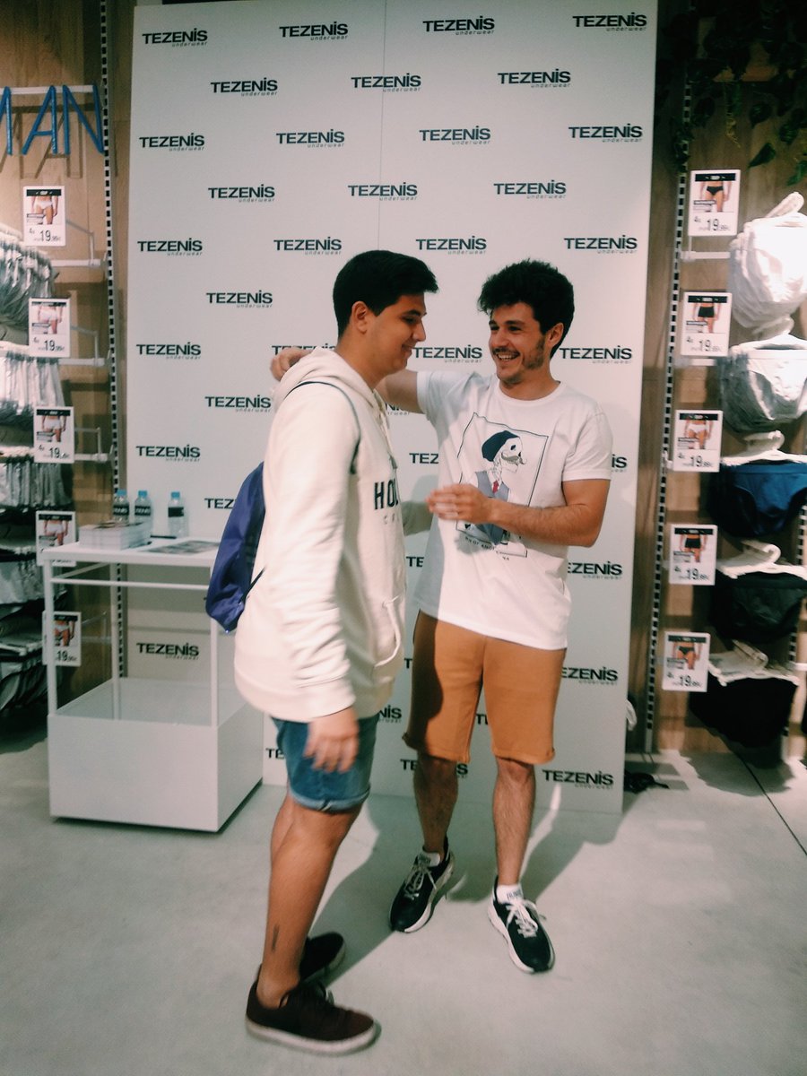 _alejandrocg_'s tweet photo. #MikiSignifica humildad, talento, buenrollismo, generosidad en fin nunca acabaría...🤞🏻
Miki es súper buena persona, super amable con todo el mundo que le apoya, siempre está pendiente de sus amigos, de sus compis... y se merece lo mejor del mundo.🙌🏻
Ets el millor @mikiot2018 💪🏻 https://t.co/0EPFtd4zzJ