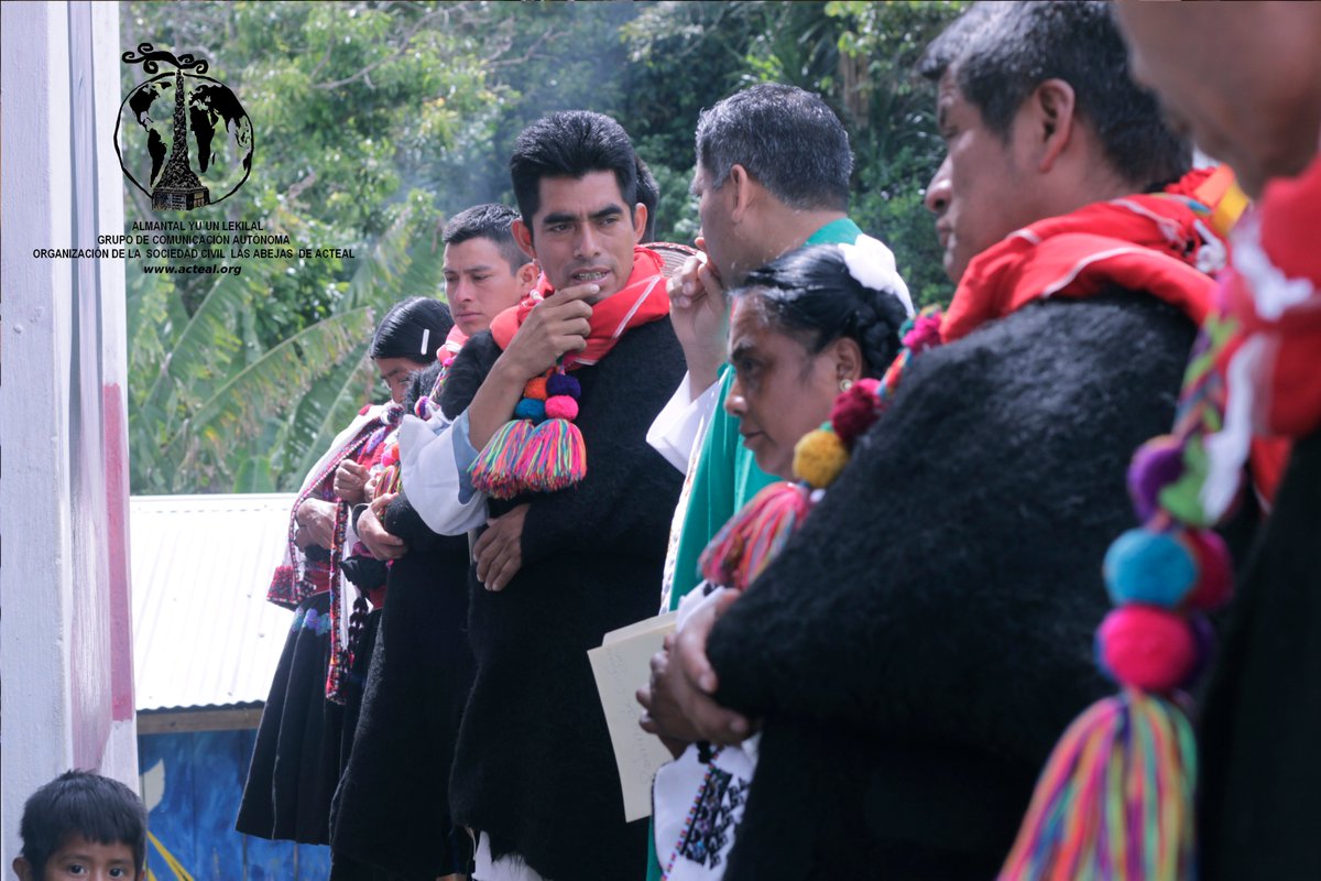 Los pobres, los indígenas son quienes llenan las cárceles, en cambio los funcionarios que roban, y cometen crímenes de lesa humanidad, son premiados.
#HambreDeJusticia #FlorecerLasAutonomías #ActealCrimenDeEstado #CIPOG-EZ
acteal.blogspot.com/2019/07/siguen…