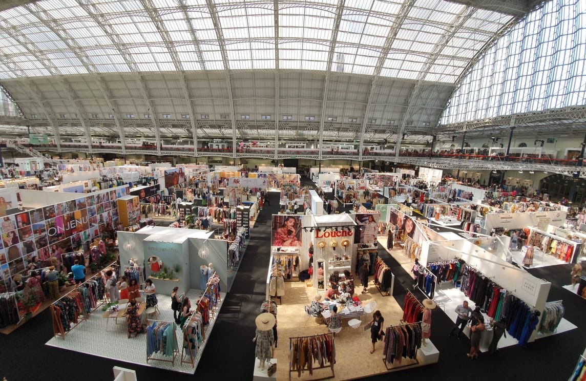 AMITH_Officiel's tweet photo. Les industries marocaines du Textile/Habillement et du Cuir exposent à Londres au salon #PureLondonSS19 #AMITH #AMDIE #FEDIC https://t.co/S6KPTxVeHq