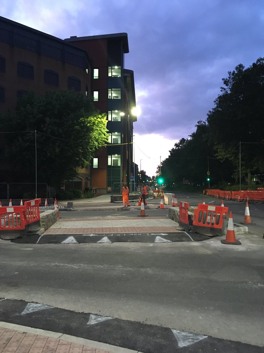 EmilyFryCEng's tweet photo. Exciting to see new pedestrian crossings taking shape and opening between #Bristol #templequay and Victoria street!! :) @HighwaysEngland #pedprovison #BTQ #bristoltemplequarter #templeway #feetfirst https://t.co/fxWcaXSNEh