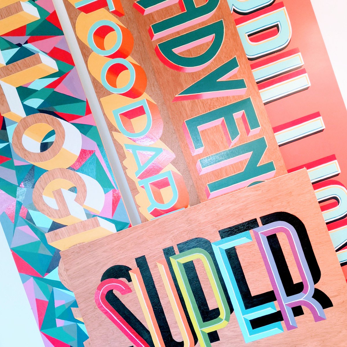 CreationsMake's tweet photo. @TheNoisyPencil Hi, I'm Sarah - I love handpainting typography particularly and am enjoying rediscovering illustration and finding ways to combine the two! Find me on Insta and fb as @makeitsocreations website is on its way! #signwriter #typography #Illustrator #womenwithpencils #makeitso https://t.co/aBSL8YQnuM