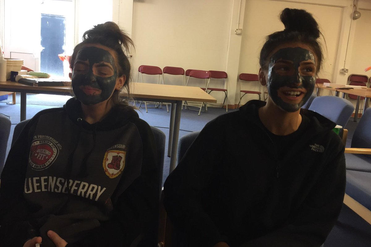 queensberryap's tweet photo. After a hard days graft there's only one thing to do... Chill! 😁 
#relaxation #alternativeprovision #education #exclusion #inclusion #boxing #facepack #itsburning #dontbeawuss #7thHeaven #whales #Chill #chillax https://t.co/vi9QGecL2u