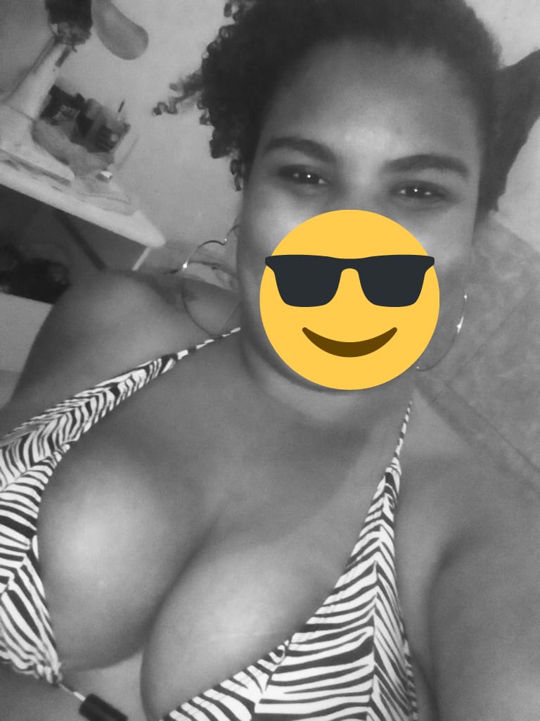 beazinha2019's tweet photo. ' Graças a Deus ele abriu meus caminhos 😊😚💕 https://t.co/10kZeOj4rJ