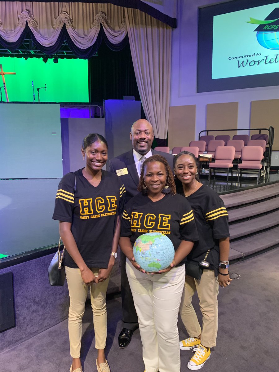 1ladytracee's tweet photo. Honey Creek Elementary ready to kick off the 2019-20 school year with our annual convocation. ~Teachers discovering their “why”
@RockdaleSchools #RCPSWorldClass #BackToSchool2019 https://t.co/ofbqoaosiR