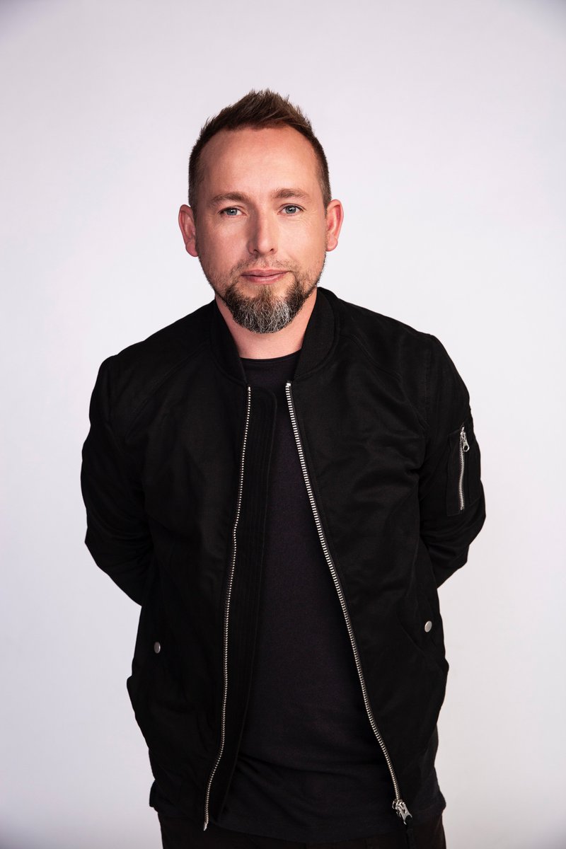 MessengersMusic's tweet photo. It's officially #GetToKnowWAM week π First up, our fearless leader.
Name: Darren Mulligan
Age: 39
Hometown: Monaghan, Ireland
WAM Role: lead vocals, guitar, songwriting
Favorite TV Show: Any kind of sports show
Favorite WAM Song: #Power https://t.co/o9PvZdkaqi