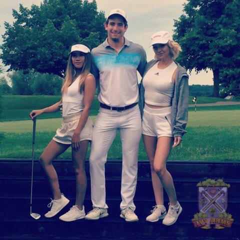 Ivy Arms tweet media