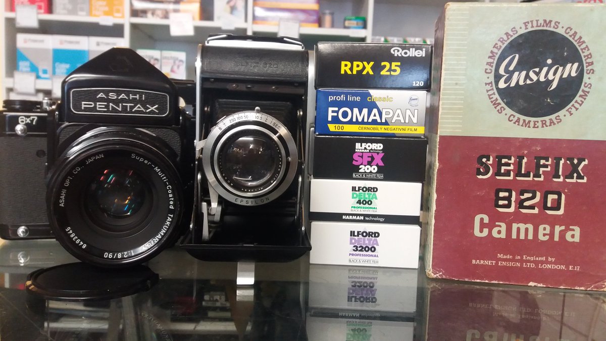 SoperfectImages's tweet photo. Ready for this evening's #photowalk with @oscc_plym 
Time to shoot some 6x7 and 6x9 
#believeinfilm #filmphotography #Plymouth https://t.co/0uVbKpxHWt