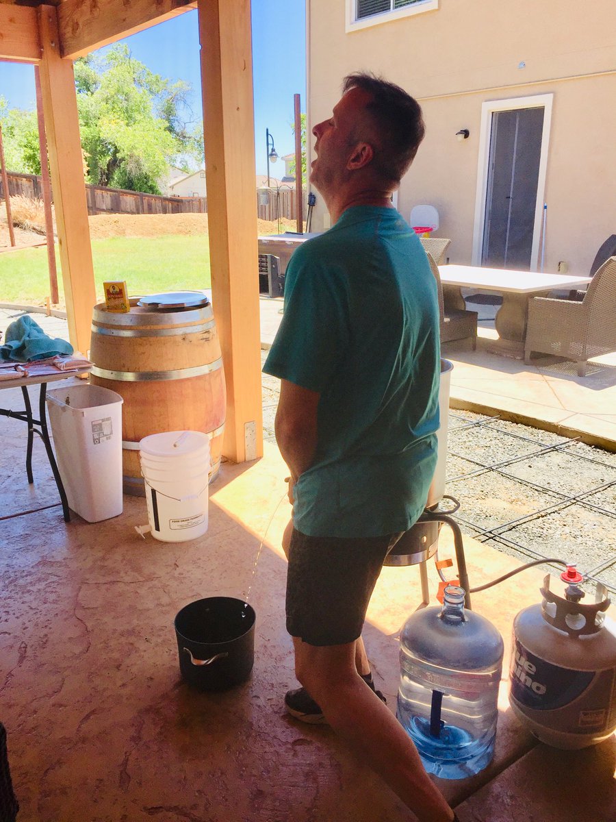 lifen16oz's tweet photo. #BrewDay. Sour #Belgian #Blonde this time. First sour. Aging for 6 months! Used Ph-balanced water. 😲Thanks @MoreBeer_B3. Used some yeast to make beer flatbread w/ mushrooms. #Homebrewing #AgedToPerfection #Lifein16oz https://t.co/mPHUAjG6vD
