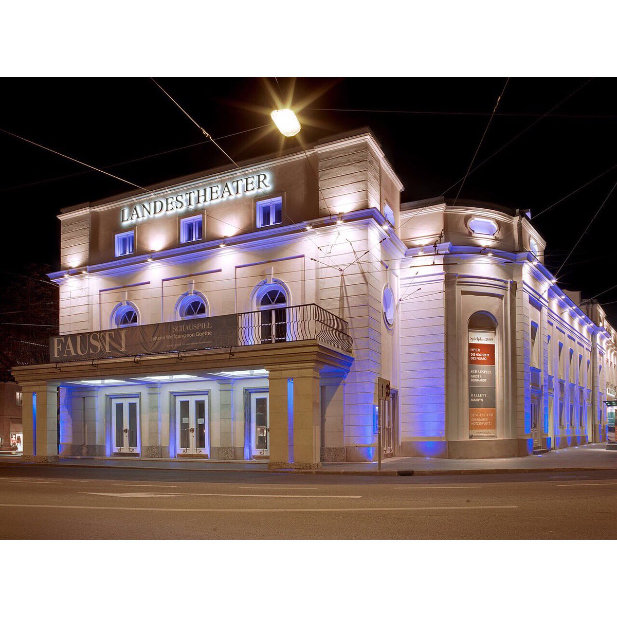 As of September I’m relocating to Salzburg to join the International Opera Studio Gerard Mortier at the Salzburg Landestheater for the 2019/20 season!! 😁 So incredibly excited to join this fantastic house, working on some brilliant pieces, starting with Weber’s Oberon.
