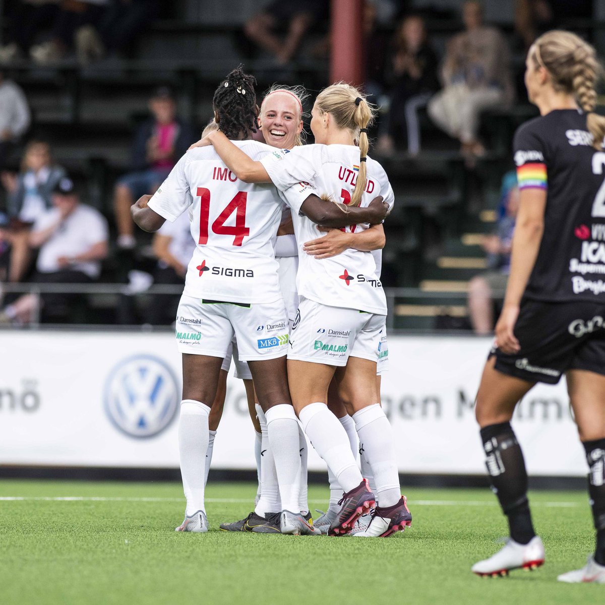 anam imo tweet media