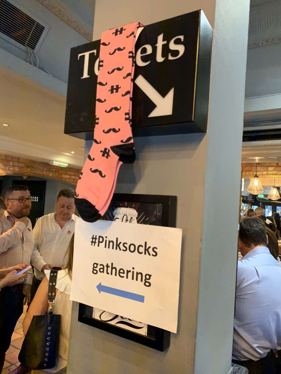 #pinksocks #Londonmeetup 💫👊👍🌈