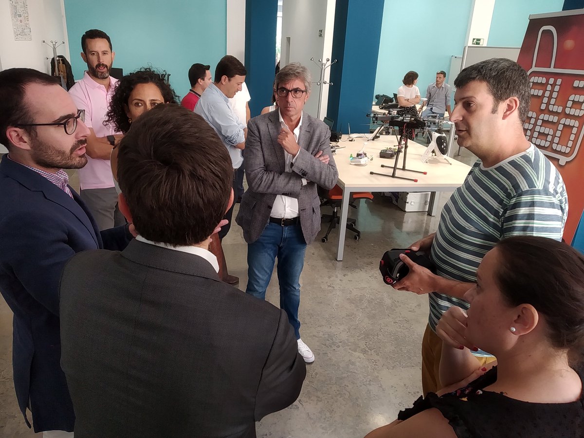 OpenFuture_And's tweet photo. @EconomiaAnd @Telefonica @ayuncordoba_es @AndaluciaJunta @LoretoDelValle @HerradorLeiva @Jero_Palos @balmorileopoldo @BlancaTorrent @imdeec @ener2renovables @ralphjlopez @MLuzMariscal @Fjavier30 @RomanBridgeSt @BioKnowledgeLab @ImpulsoEcofarm #EventosRV se apoya en #RealidadVirtual para ofrecer una plataforma de distribución, venta y visualización de #eventos culturales.

¡Conoce mejor a este equipo en https://t.co/sBXgWrRNPH! #SomosAOF #ElPatio https://t.co/YiESuu4Y8v