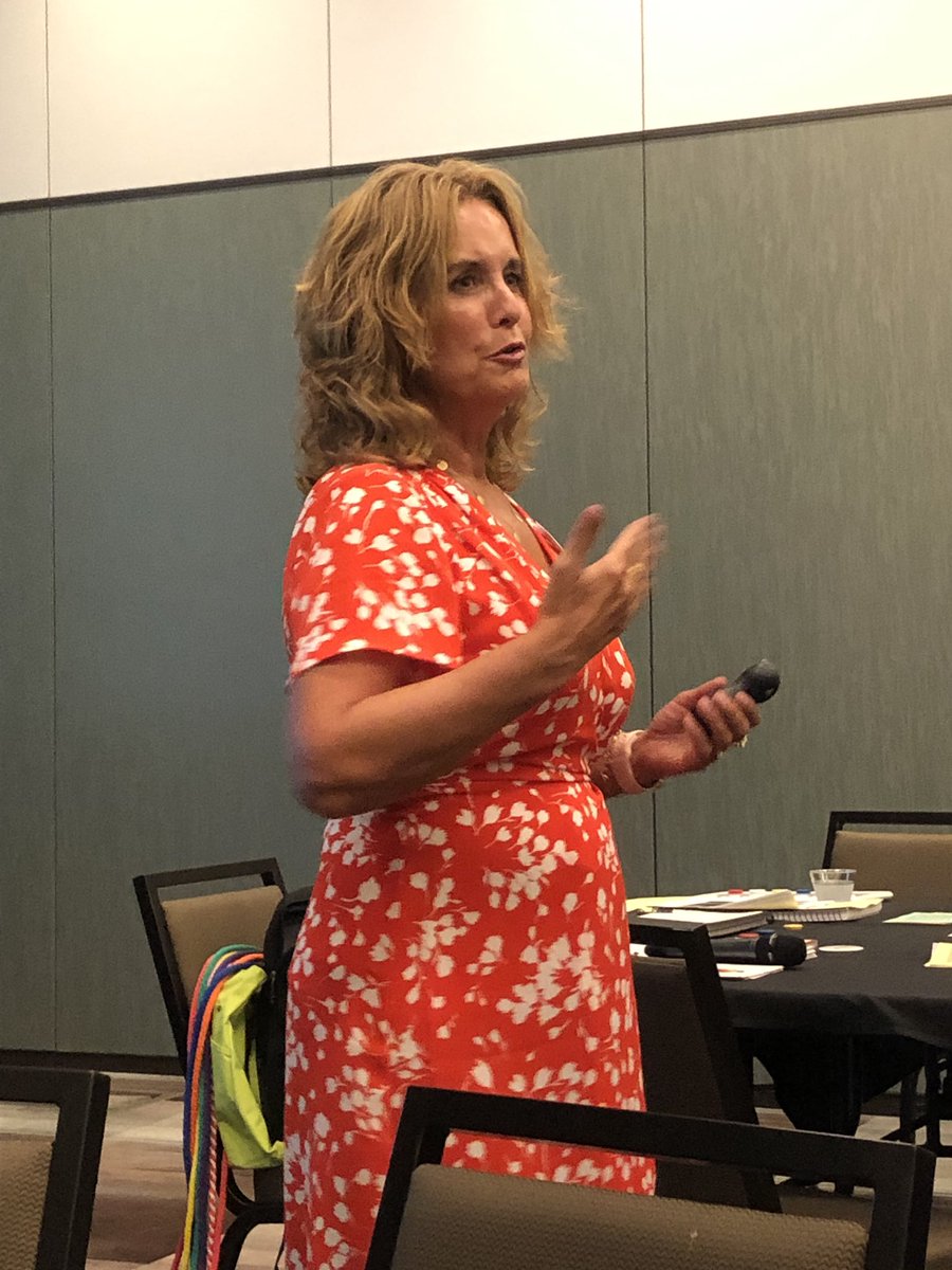 Shengirl86's tweet photo. Lift to Literacy—let’s commit to the science of reading!!
#NYCASE12019
@liv2learn https://t.co/A8ILepBpKO