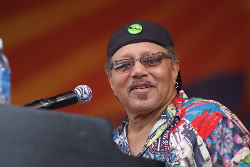 WWOZ 90.7 FM tweet media
