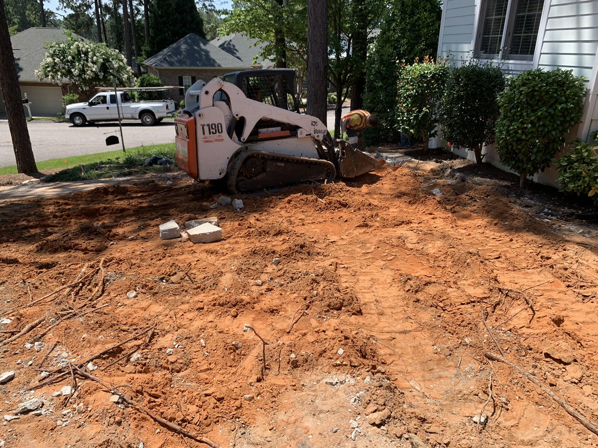 MastersPropInc's tweet image. Out with the old and in with the new! Give us a call today to replace your driveway and instantly enhance the curb appeal of your home! #MastersQuality