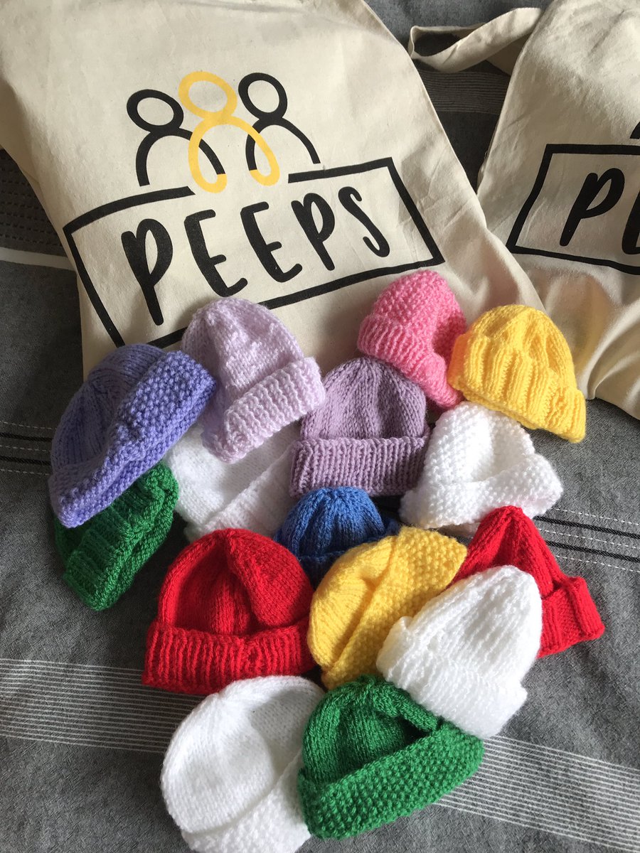 PeepsHie's tweet photo. Thanks to an amazing response to our previous post, we have a feeling these hats may the first of many 😁Much appreciated Doreen H 🌟🌟🌟#hats #newborn #neonatal #knitted #thoughtful #parentpack #notonyourown #HIE #awareness #support https://t.co/XJoTg5FFS5