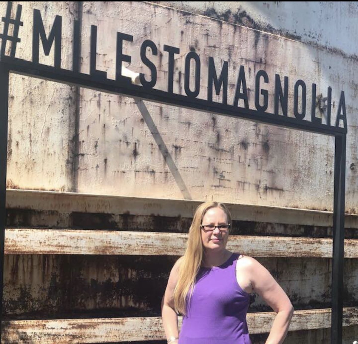 ReadMoore2day's tweet photo. We are on the road again! Picked up this audio book while visiting Waco, Texas. #MilestoMagnolia about 1150 miles from home. ❤️ Ready to hear about your journey, Chip! @chipgaines @repentedmm #HRBE #RepentedMM #WindCrusaders https://t.co/8UKpAF0b7j