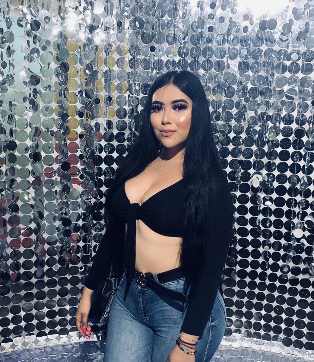 museum_selfies's tweet photo. Are you out of pictures for Instagram or Facebook? Come and fix it at the 💥 Museum of selfies 💥 ⠀
Photo by @mcuevaas
⠀
#museumofselfies #hollywood #museuminhollywood #losangeles #bestmuseum #summer #la #whattodoinla #bestfun #cute https://t.co/614kbih423