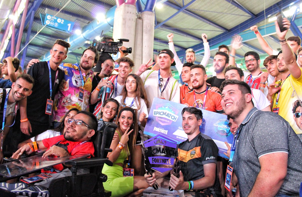 Connect To Play tweet media