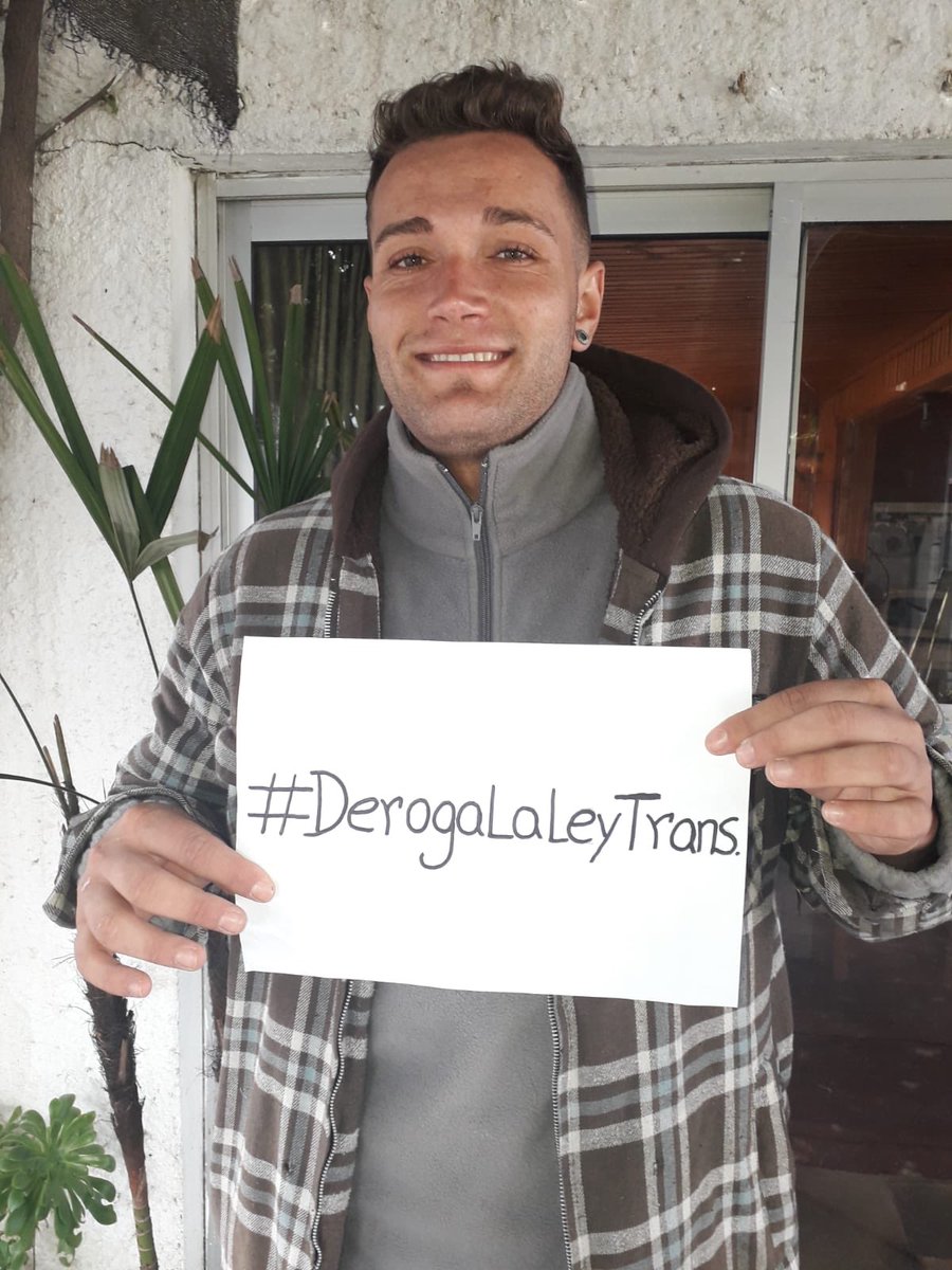 DanielG09685534's tweet photo. Este 4 de Agosto #DerogaLaLeyTrans https://t.co/O5yObBKz07