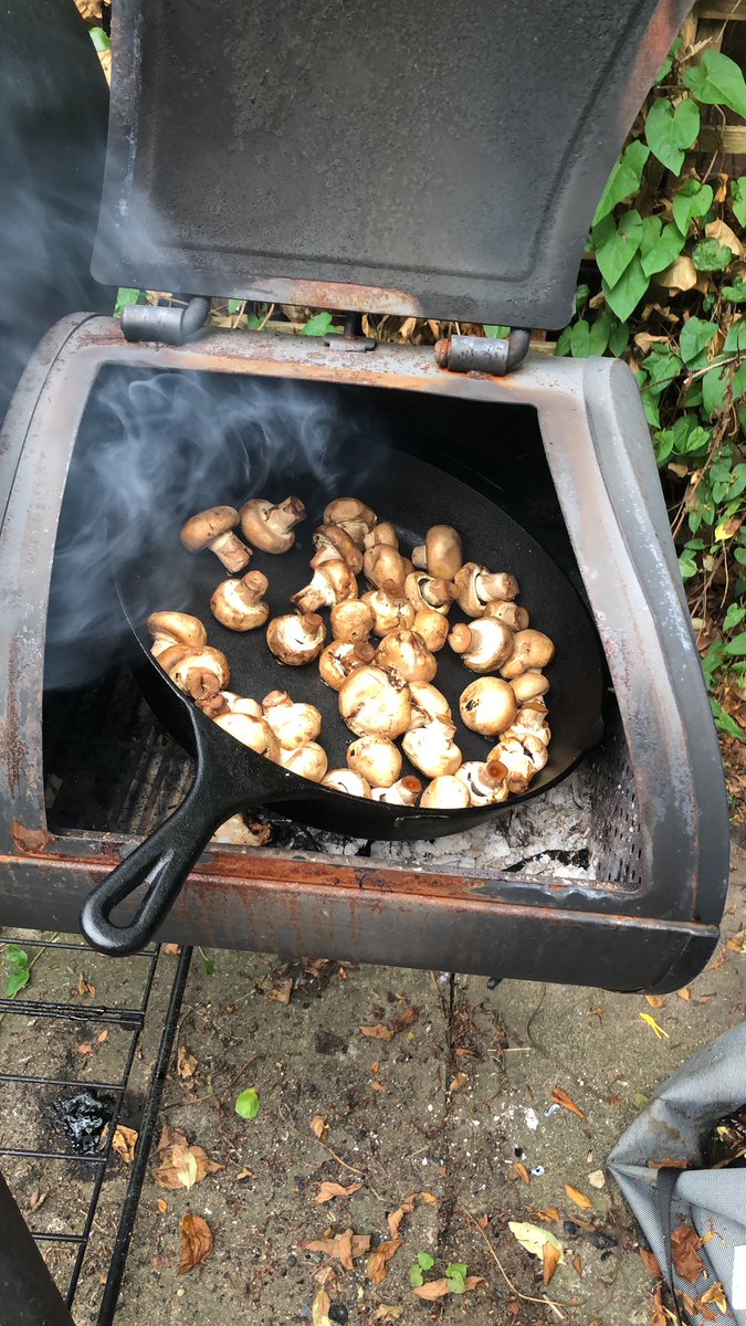 samsbbquk's tweet photo. Cooking some wood fired mushrooms as well #SamsBBQ https://t.co/fblMFgqYZI