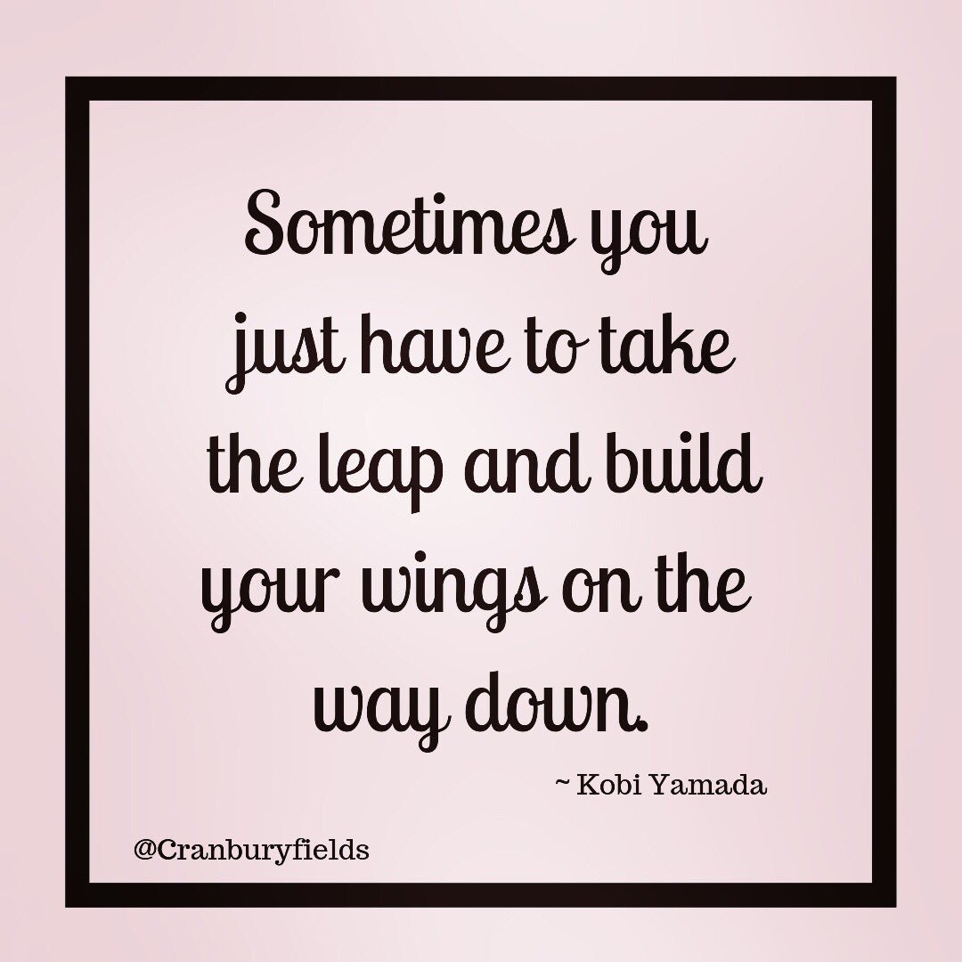 KellyLehman1's tweet photo. #InspirationMonday....
I feel like I am constantly building new wings as I navigate through life . Amazing how scary and exciting these new leaps of faith can be .
Wishing you all strength and peace as you take your own personal leaps of faith. Have a beautiful week #FlowerTribe https://t.co/u4Q6unYlds