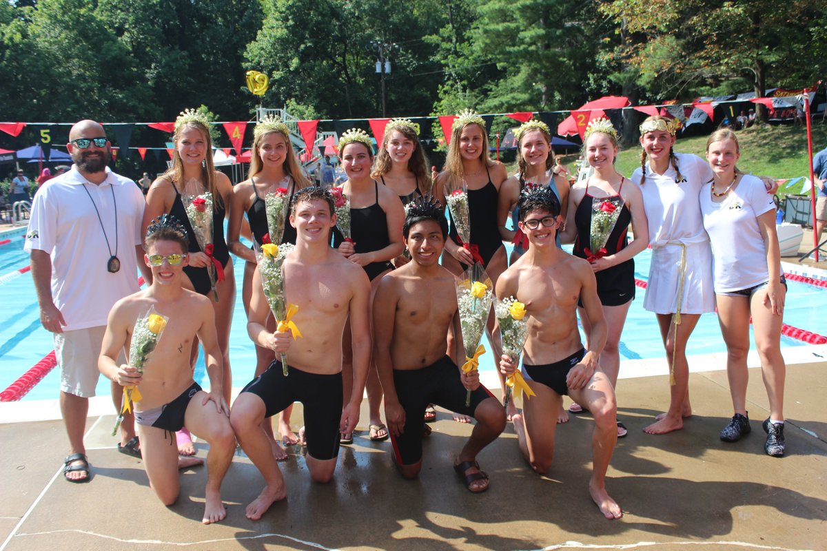 drraswim's tweet photo. Thank you to 2019 DR Seniors! You will be missed! We wish you well as you head off to college.

Jack, Tony, Audrey, Hannah, Emma, Andrew, Grace, Harrison, Emily, Allison, Claire, and Halley. https://t.co/qNJVH0MCaq