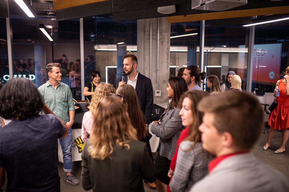 OSTAustria_DC's tweet photo. Take a πΈ peak at the awesome time we had last week, bringing together our #RINA network with the #Austria2Austin cohort:
https://t.co/CulirieGEg
We love to enable our π¦πΉ scientists based in πΊπΈ to pay it forward and help pave the way for a new cadre of Austrian change-makers πͺ https://t.co/ES9VFT8xec
