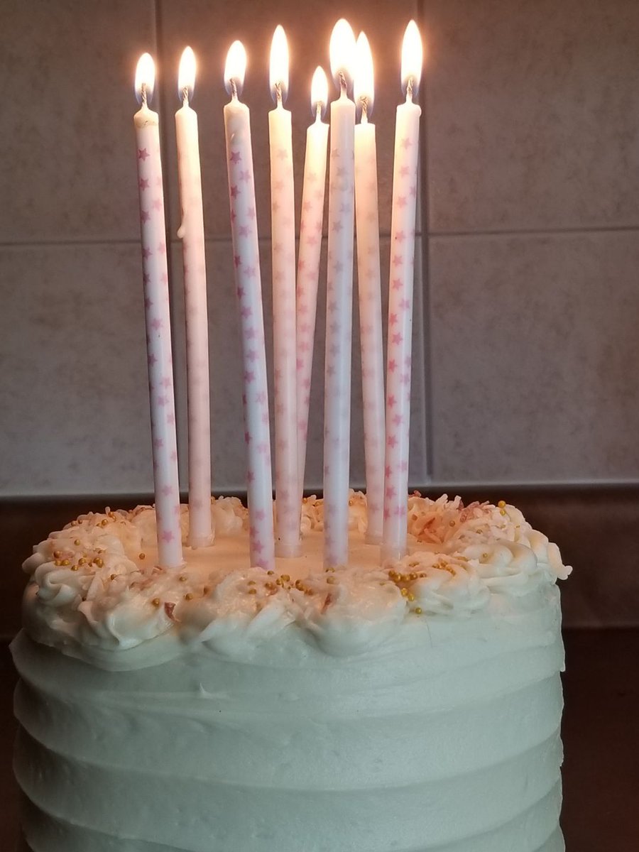 Charlie1ear's tweet photo. #PhotoChallengeJuly19
Day 21 : Cake

Who doesn't ❤ cake ? Dis was my 8th barkday cake, carrot with cream cheese. Super yummo. 🐕❤ https://t.co/EhGfo19QwB
