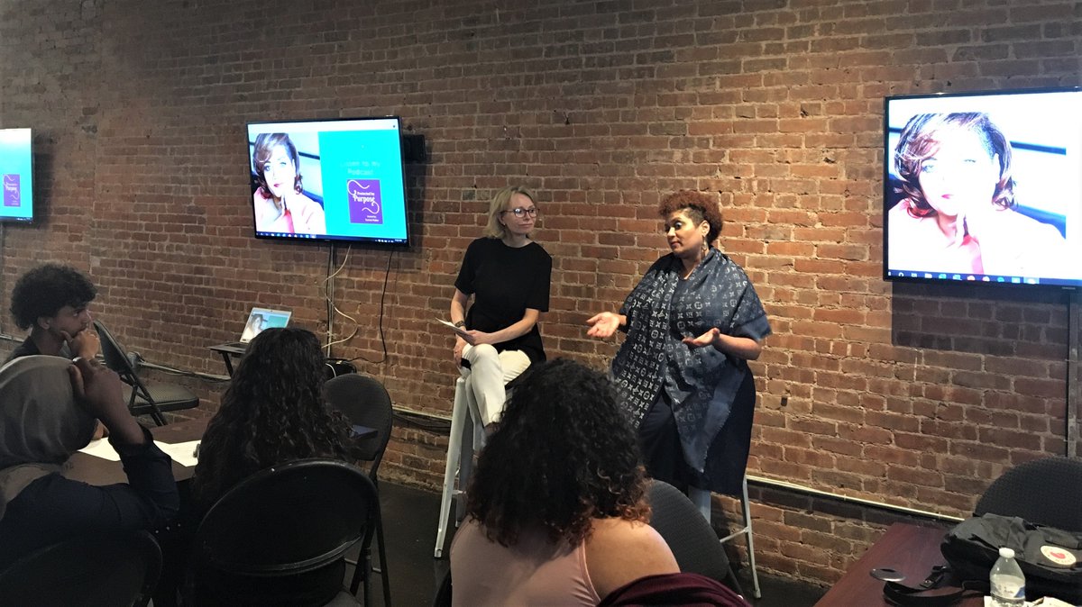 MauraKellyMedia's tweet photo. ⚡️Great to talk with @DorindaWalker at @EDsnaps on her journey from troubled teen w/ a deathwish to CEO, successful corporate exec &amp; intl. speaker. Check out her book "Protected by #Purpose" #transformations #redemption #impact #STEM https://t.co/aNxn2C29dm