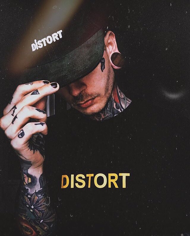 DistortClothing's tweet photo. JOIN THE CULT. DISTORT WORLD 🌍 https://t.co/OXudGW0Q42 https://t.co/ONRknRXiOc